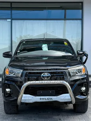 Toyota Hilux Revo Double Cab Deisel 2.4 AWD 2019 Black