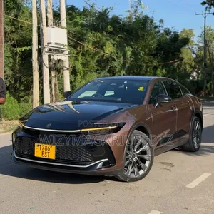 Toyota Crown 2024 Burgundy