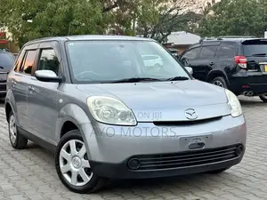 Mazda Verisa 2009 Silver