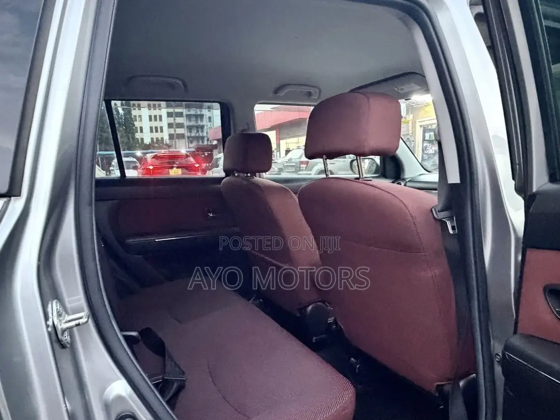 Mazda Verisa 2009 Silver