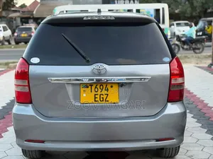 Toyota Wish 2005 Gray
