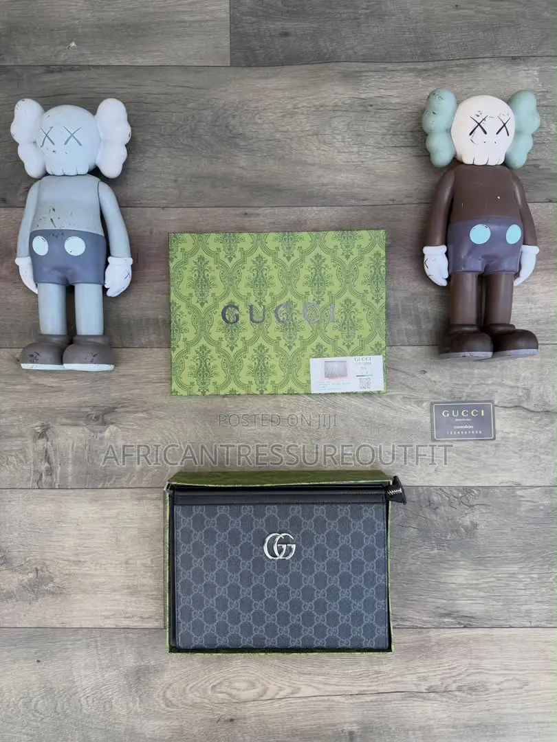 Gucci & Louis Vuitton Wallets Elegant Men | Buy Now