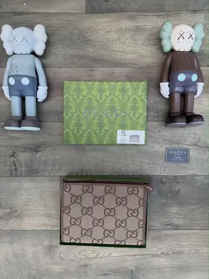 Gucci & Louis Vuitton Wallets Elegant Men | Buy Now