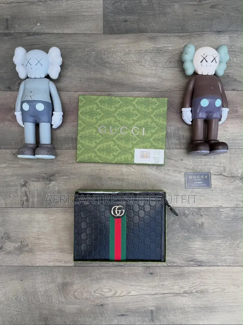 Gucci & Louis Vuitton Wallets Elegant Men | Buy Now