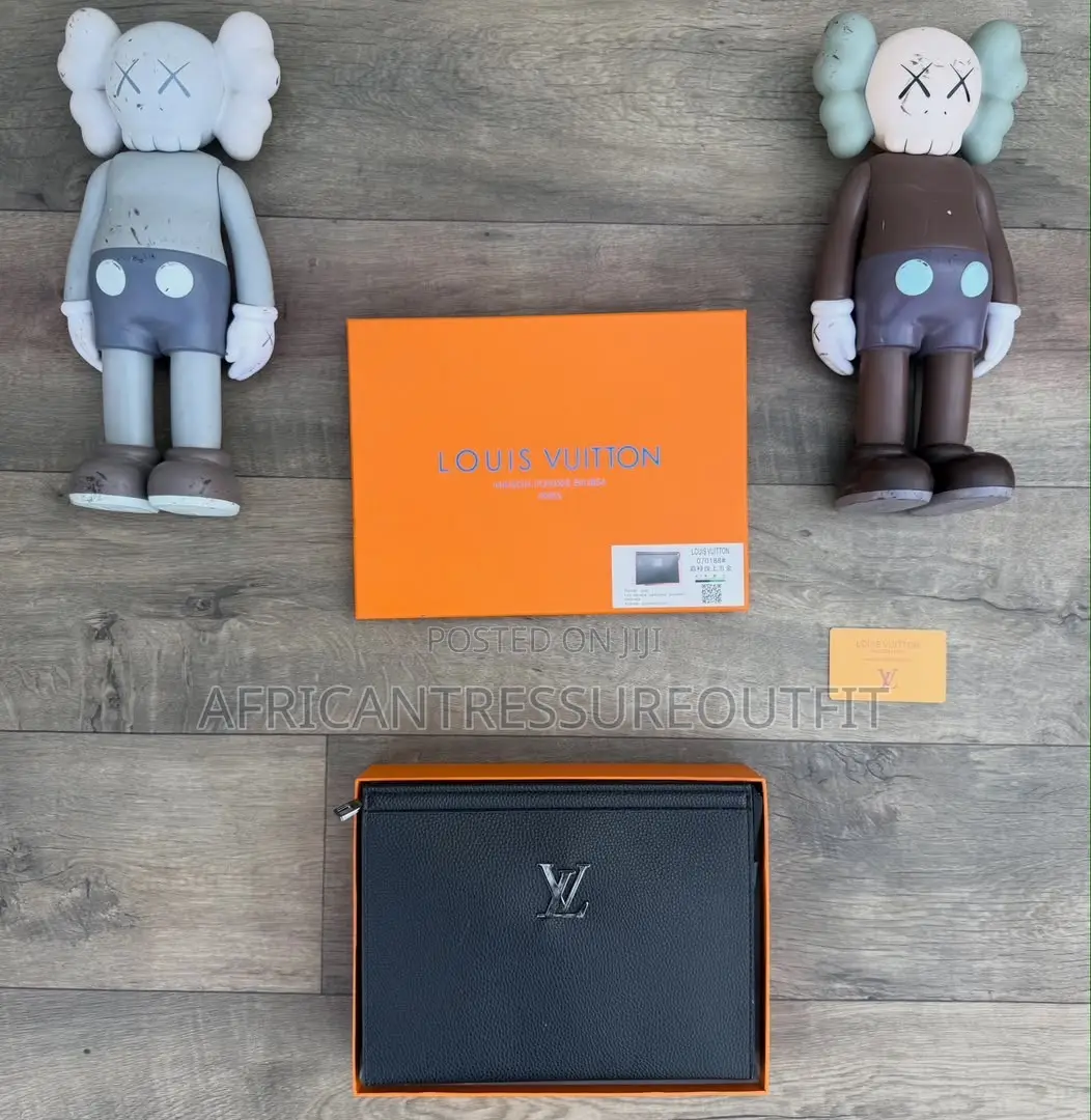Gucci & Louis Vuitton Wallets Elegant Men | Buy Now