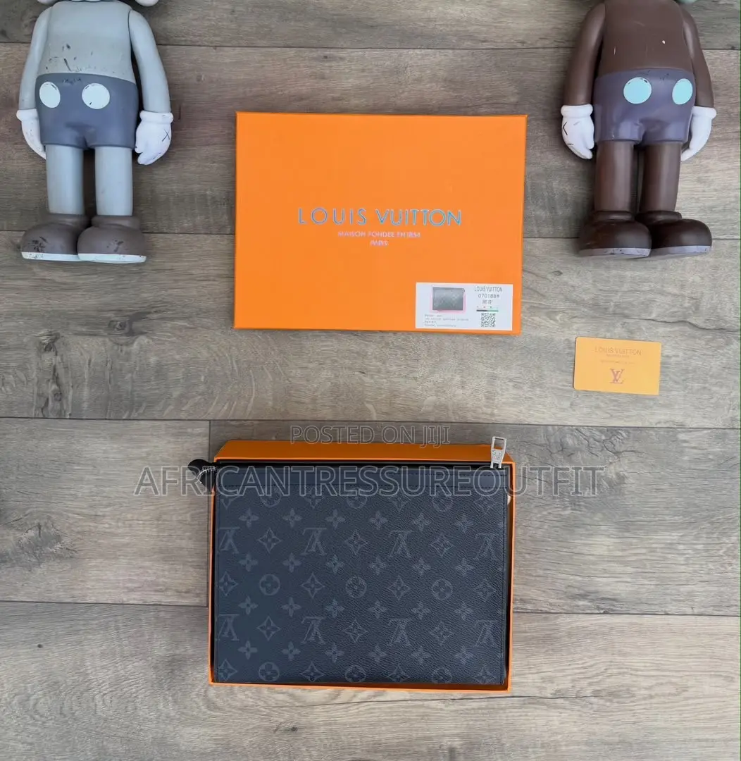 Gucci & Louis Vuitton Wallets Elegant Men | Buy Now