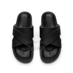 Sandals Nyeusi Classic Cross - Viatu Vya Kiume- Size 40-44 - Zanzibar
