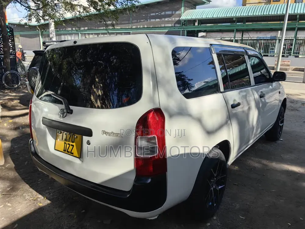 Toyota Probox 2006 White
