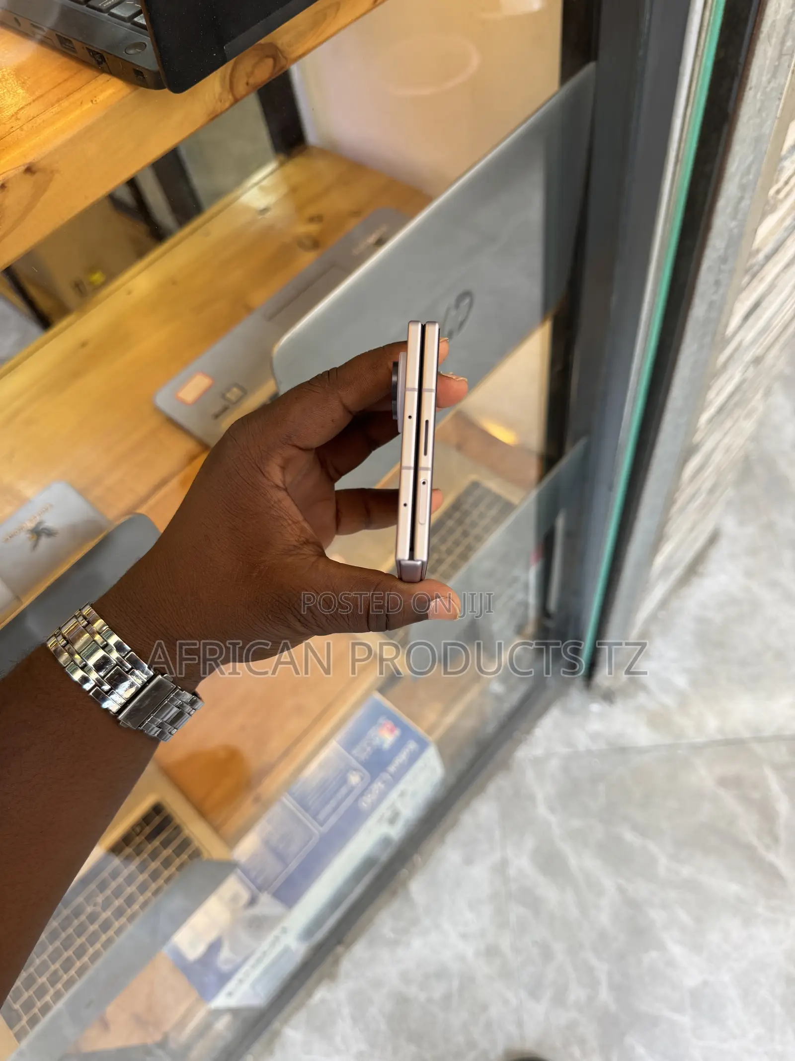 New Samsung Galaxy Z Fold8 256 GB Blue