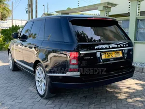 Land Rover Range Rover Vogue 2015 Matt Black