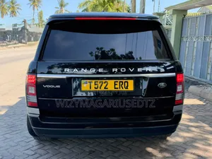 Land Rover Range Rover Vogue 2015 Matt Black