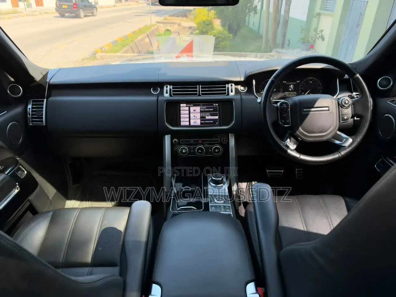 Land Rover Range Rover Vogue 2015 Matt Black