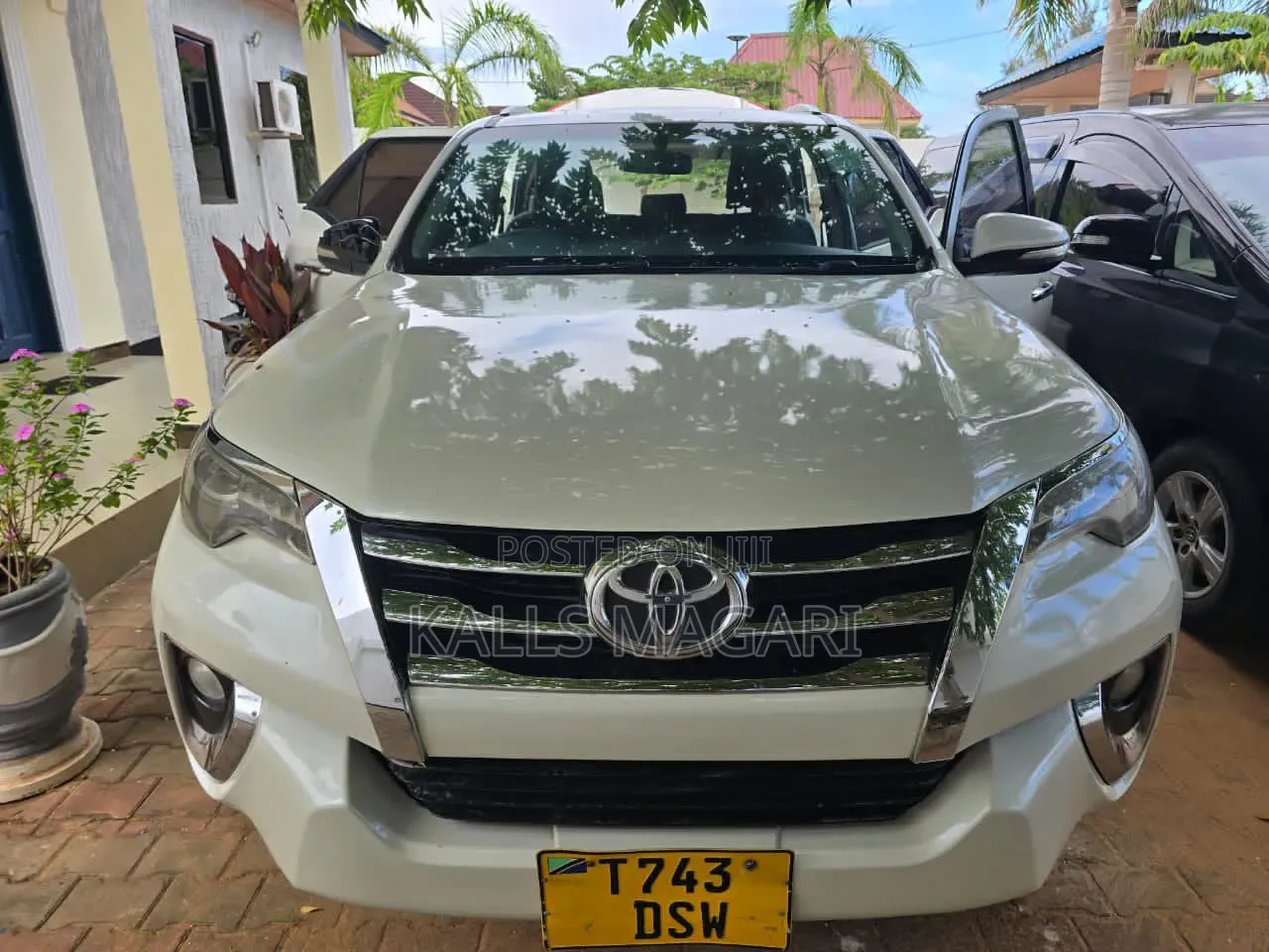 Toyota Fortuner 2017 White