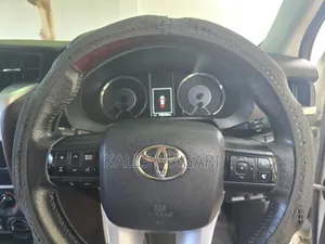 Toyota Fortuner 2017 White