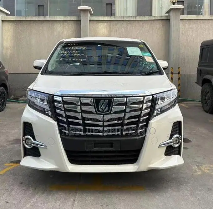 Toyota Alphard 2.5 Hybrid AWD 2016 Pearl