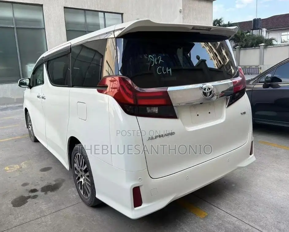 Toyota Alphard 2.5 Hybrid AWD 2016 Pearl