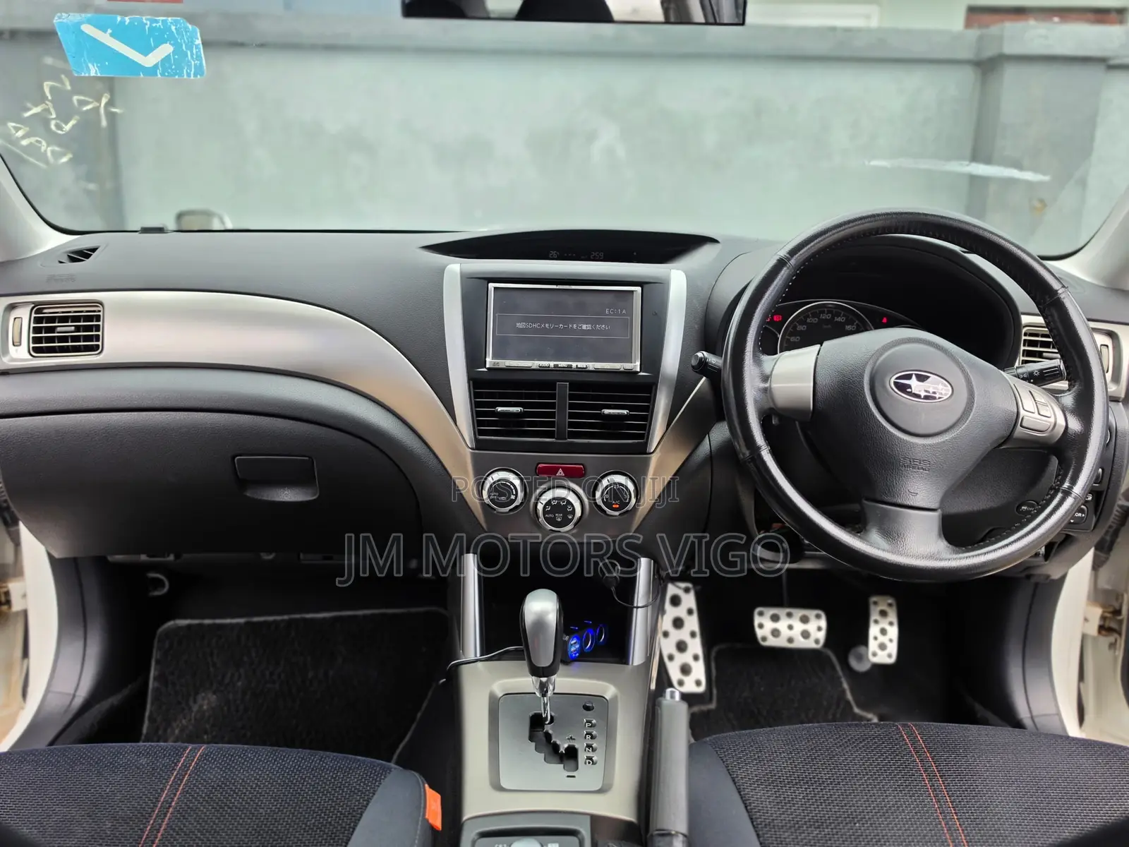 Subaru Forester 2010 Pearl