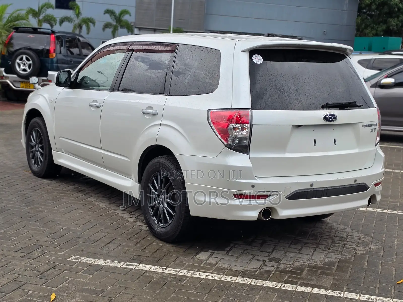 Subaru Forester 2010 Pearl