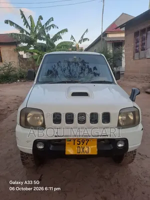 Suzuki Jimny 2023 White
