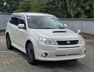 Subaru Forester 2010 Pearl