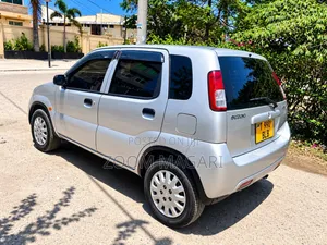 Suzuki Swift 2004 Silver