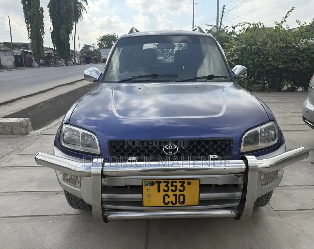 Toyota RAV4 1999 Blue