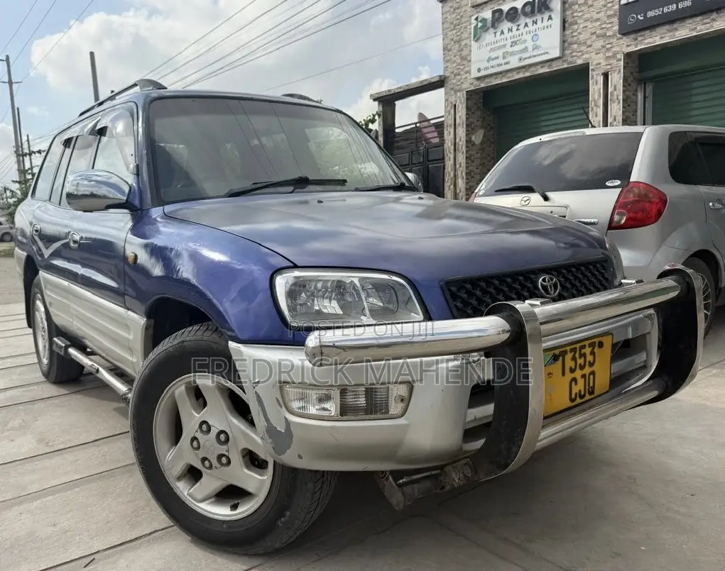Toyota RAV4 1999 Blue
