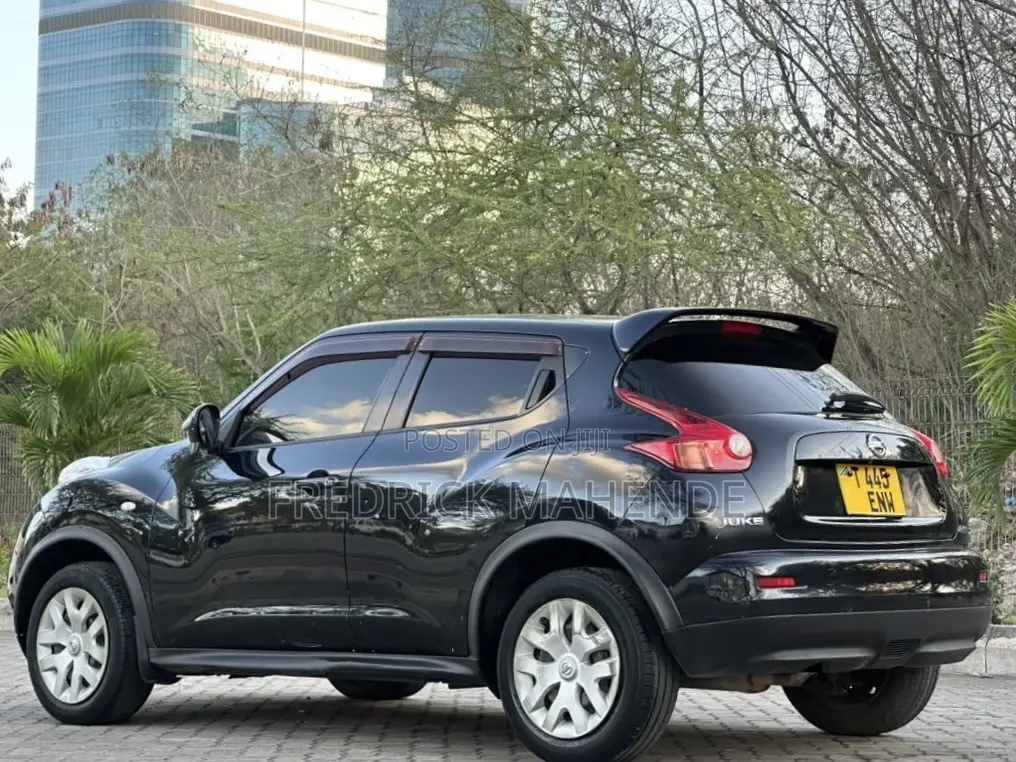 Nissan Juke 2012 Black