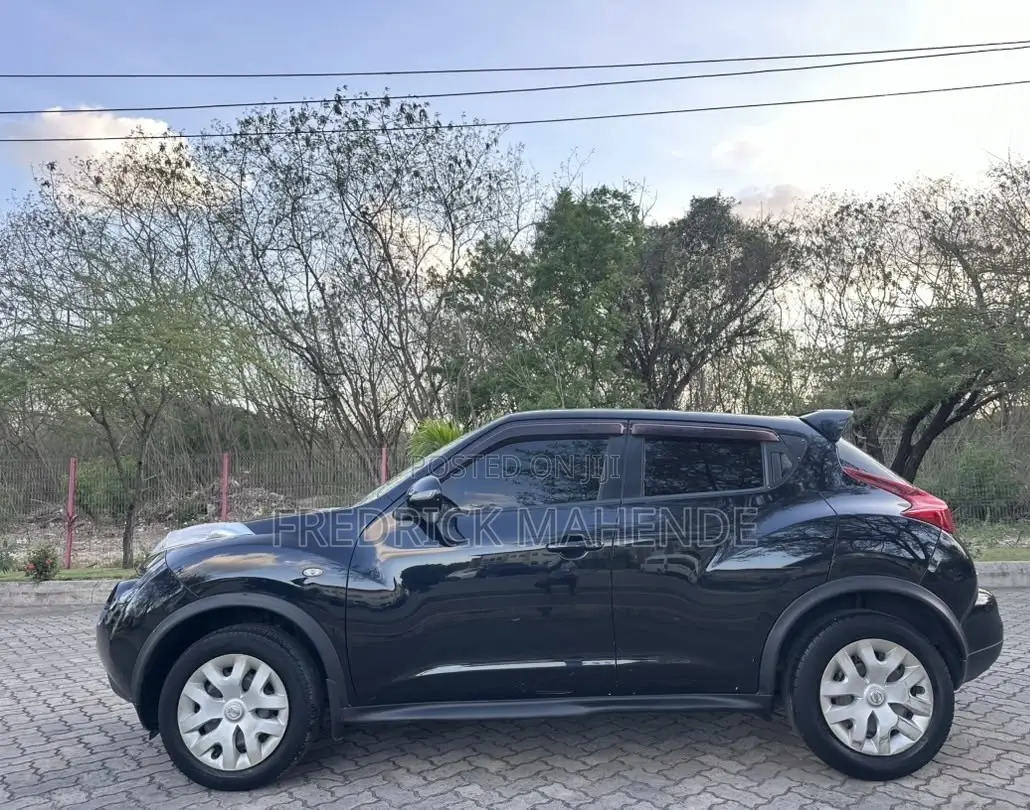 Nissan Juke 2012 Black