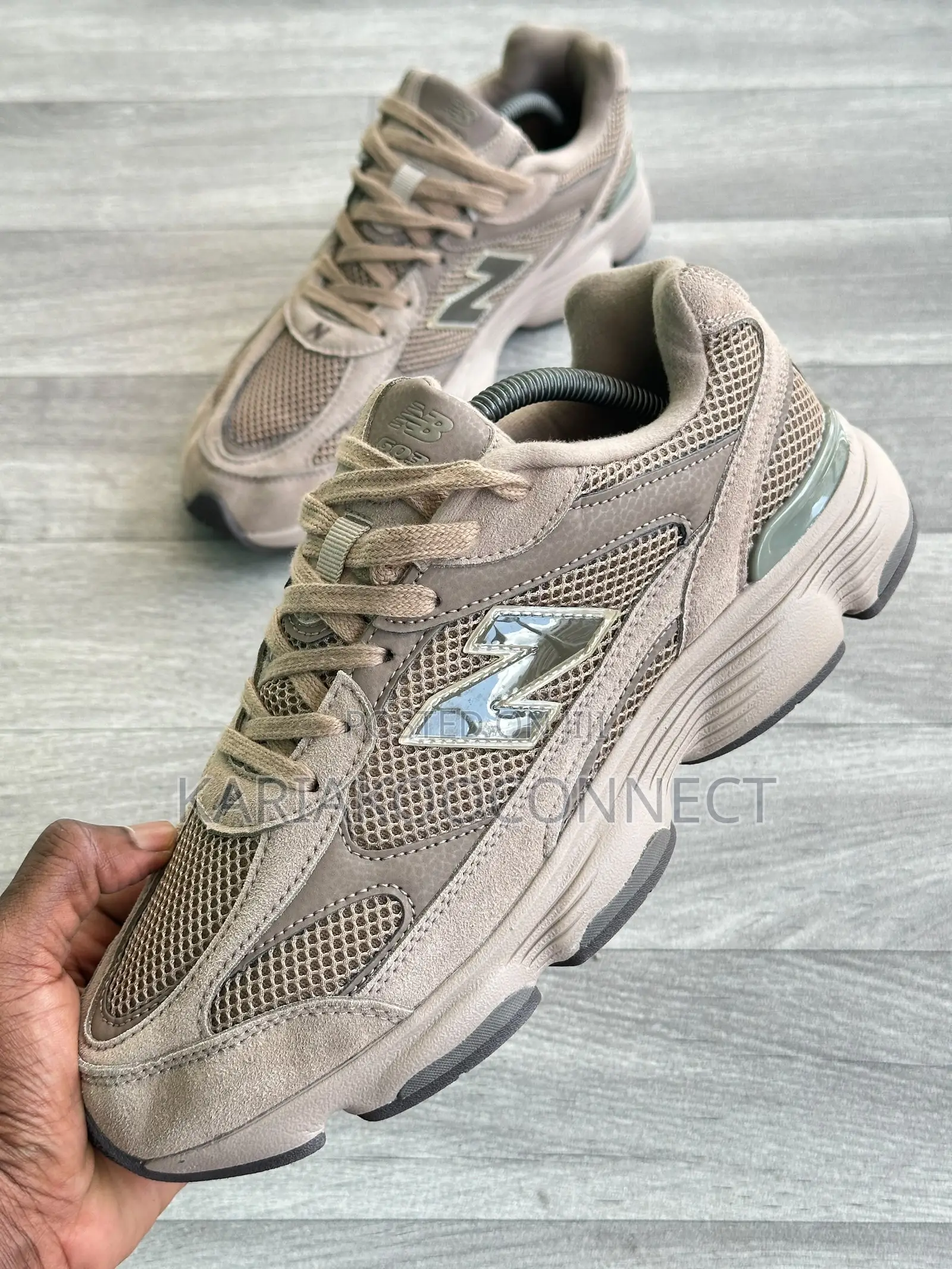 New Balance 603 Sneakers