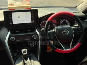 Toyota Harrier 2.0 2020 Black