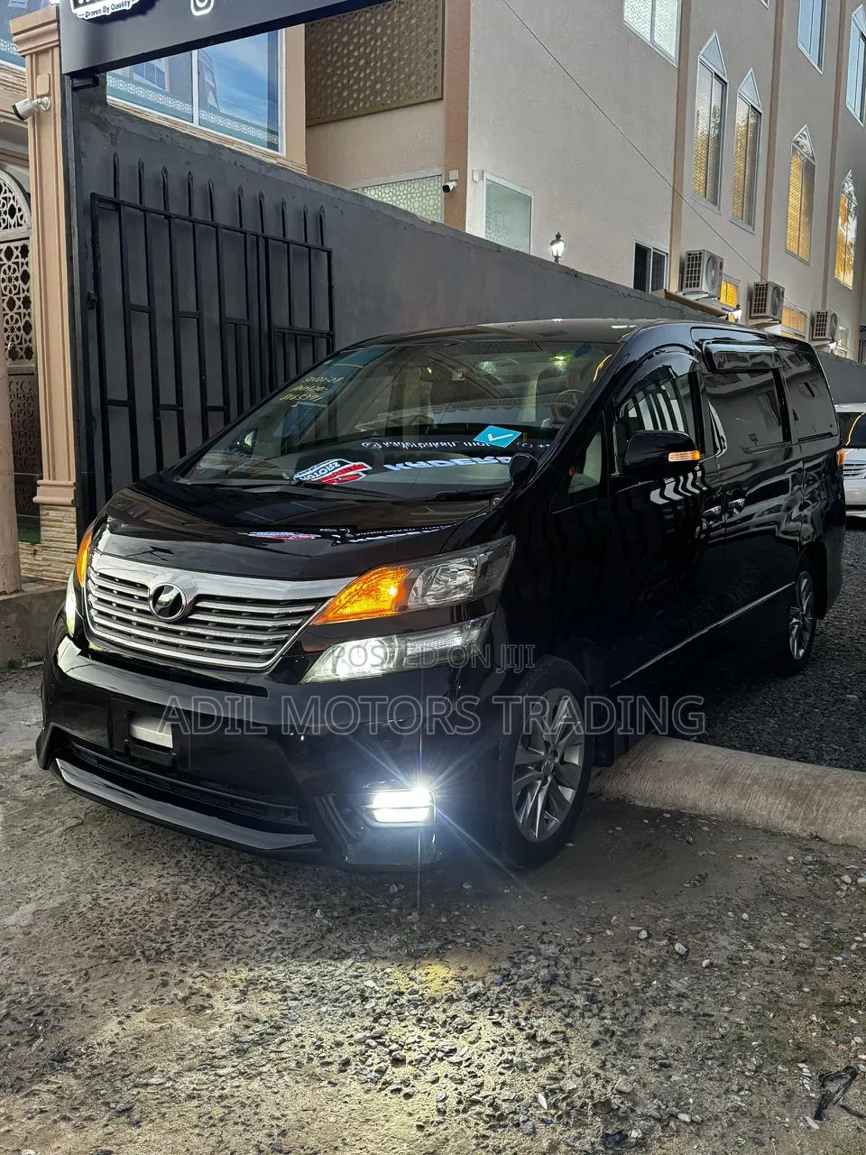Toyota Vellfire V 2.4 4WD 7-Seater 2010 Black