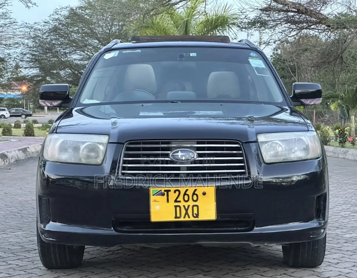 Subaru Forester 2004 Black