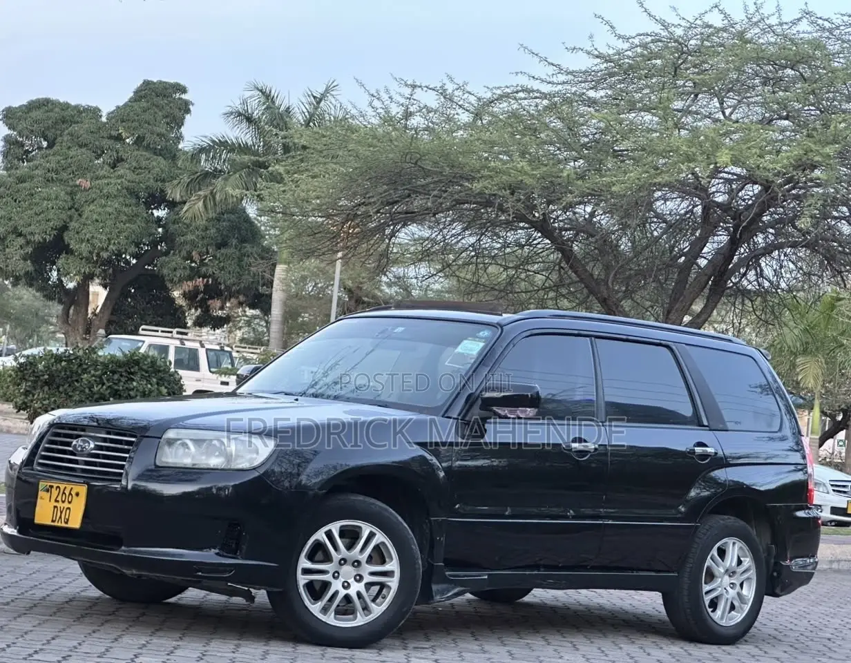 Subaru Forester 2004 Black