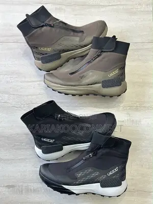 Ecco High-Top Zip Boots