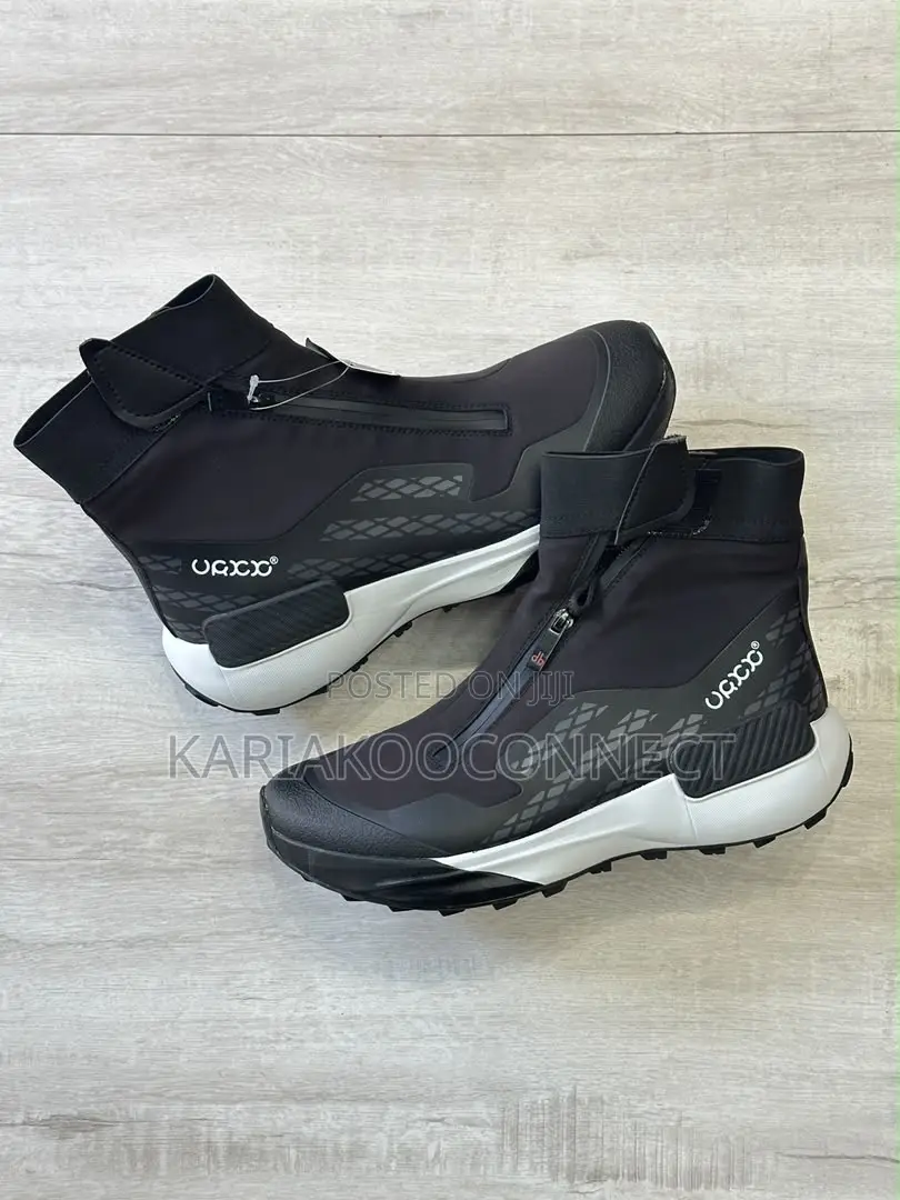 Ecco High-Top Zip Boots