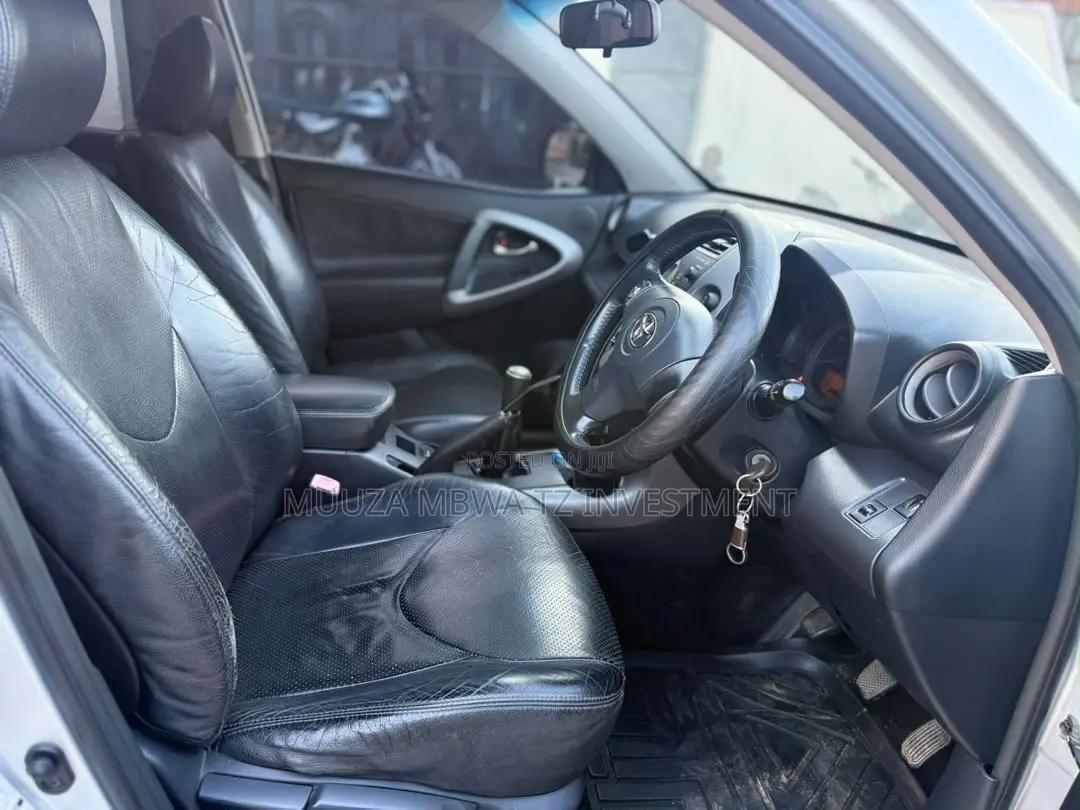 Toyota RAV4 2005 Silver