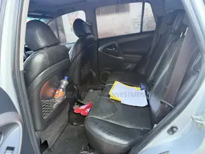 Toyota RAV4 2005 Silver