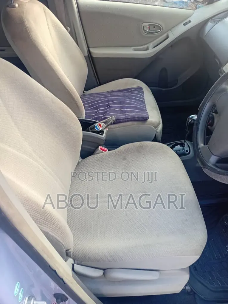 Toyota Vitz 1.0 FWD 5dr 2002 Silver