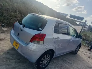 Toyota Vitz 1.0 FWD 5dr 2002 Silver
