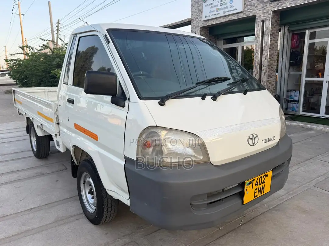 Toyota TownAce 2002 Silver