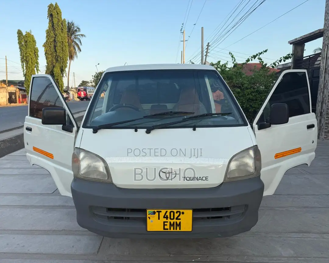 Toyota TownAce 2002 Silver