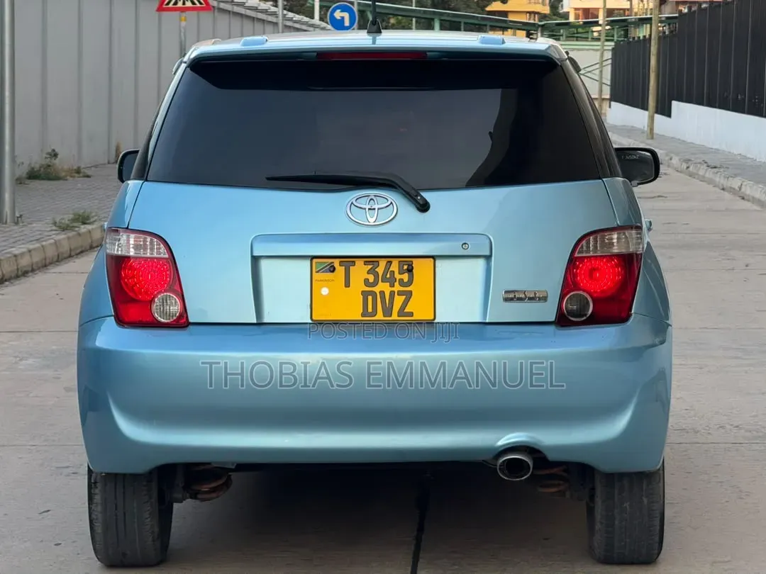 Toyota IST 2006 Blue
