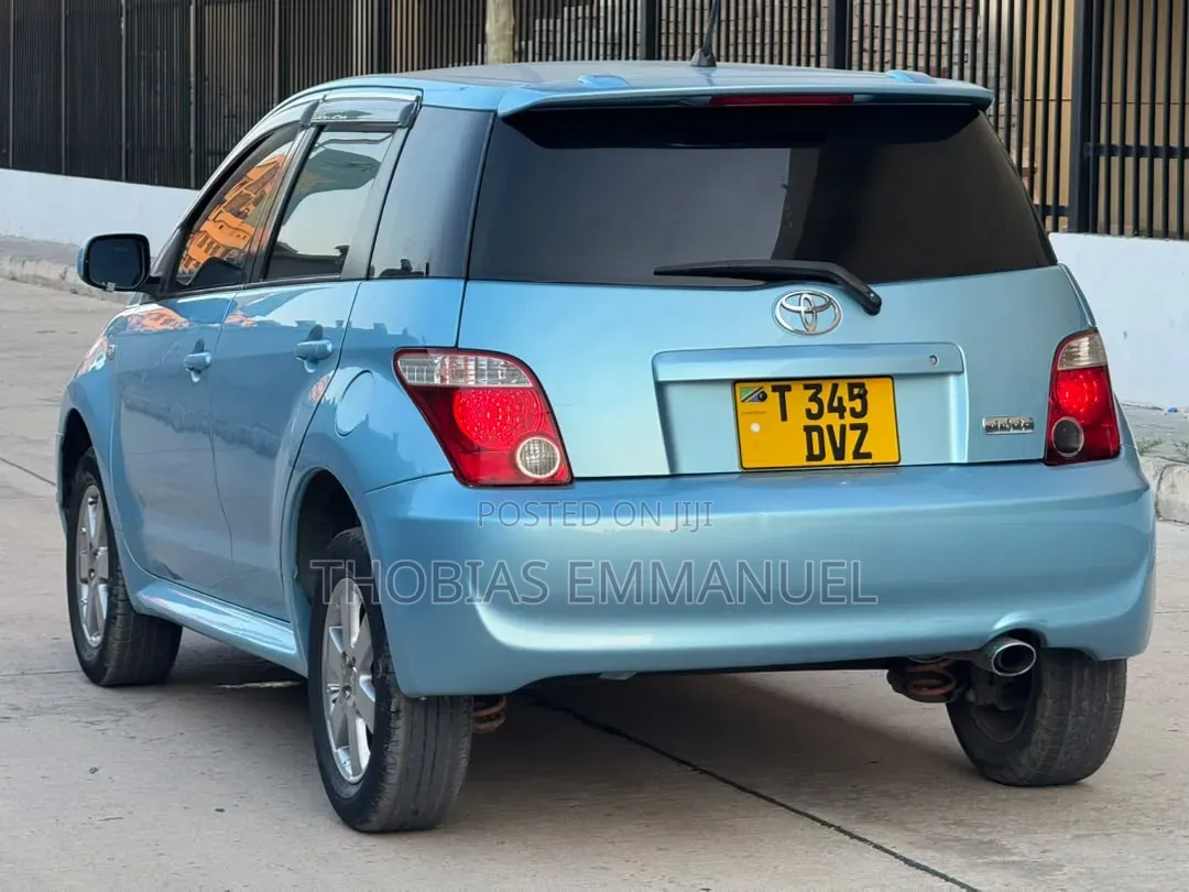 Toyota IST 2006 Blue