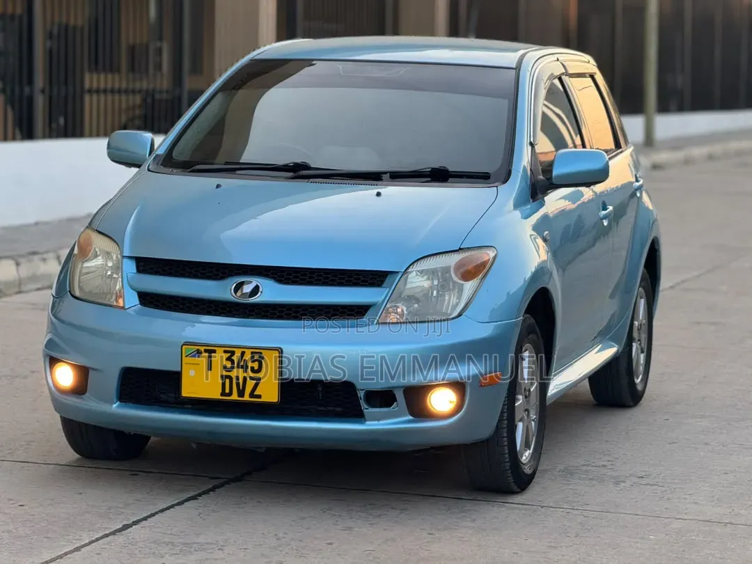 Toyota IST 2006 Blue