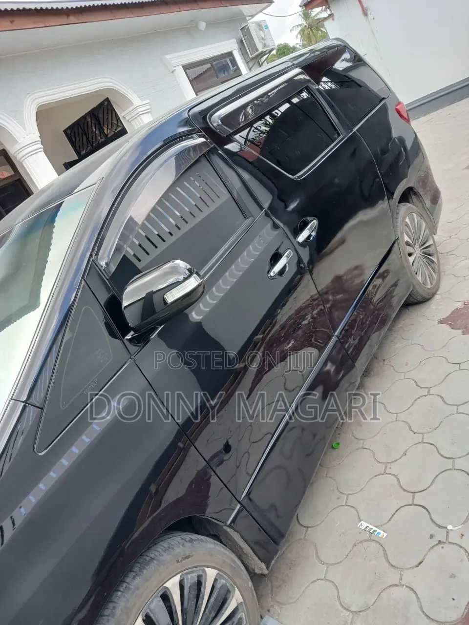Toyota Vellfire 2018 Black
