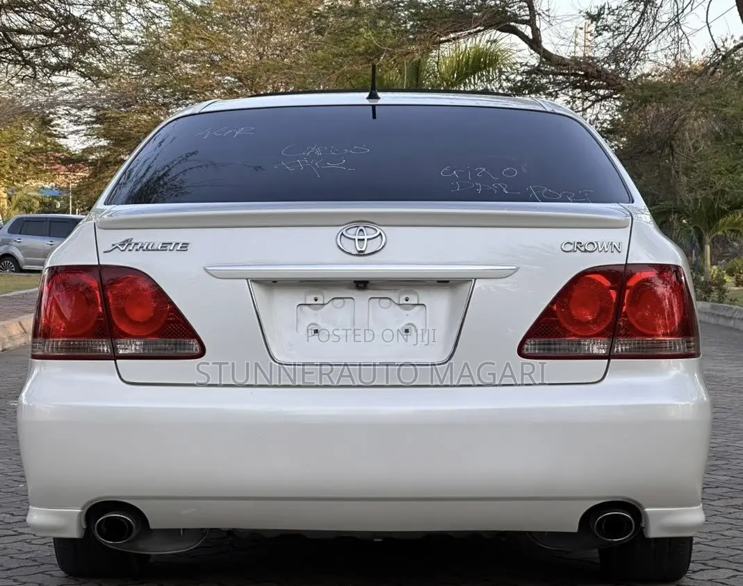 Toyota Crown 2006 Pearl