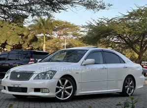 Toyota Crown 2006 Pearl