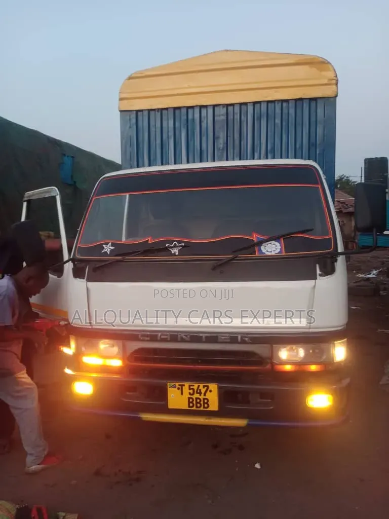 Toyota Canter Tipper
