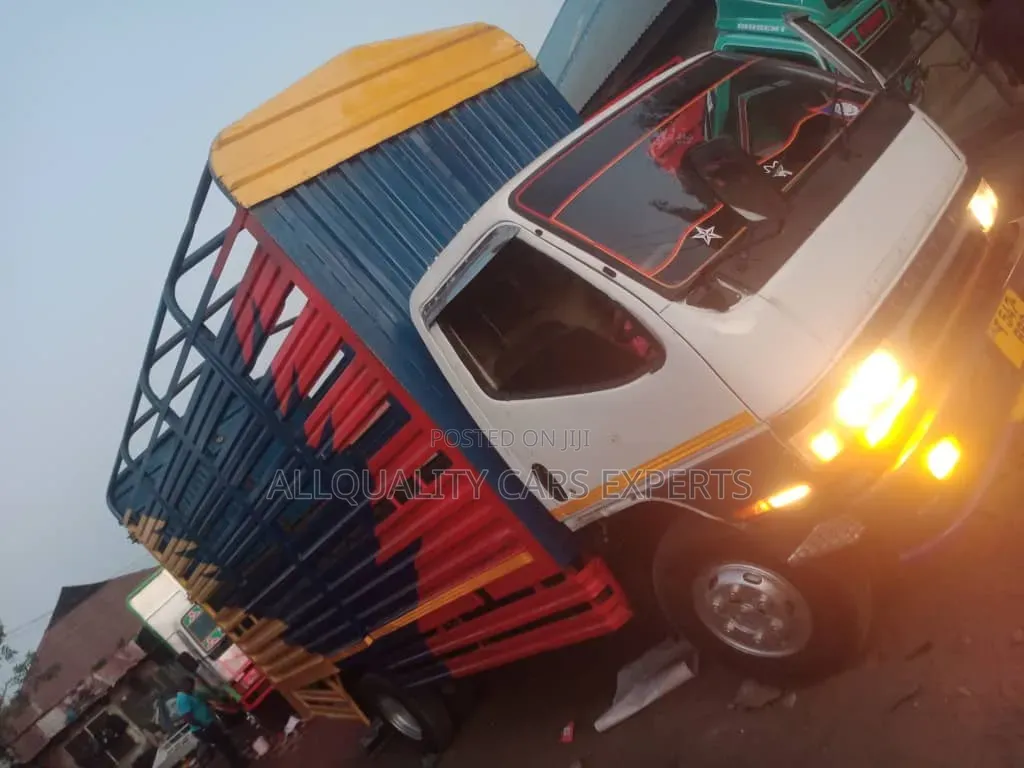 Toyota Canter Tipper